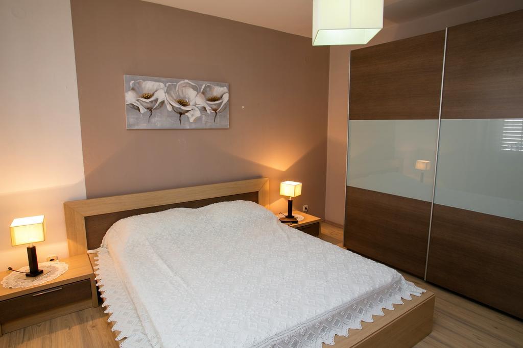 Apartments Tomulic Novaglia Esterno foto